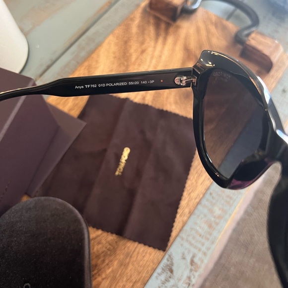 Tom Ford Cat Eye Polarized Sunglasses- Anya Authentic - Picture 6 of 8
